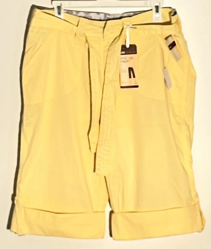 LEE One True Fit Lower on the Waist Stretch Roll up Capri Yellow Size 14 - Image 1 of 4