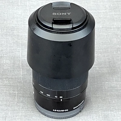 Sony E 55-210 mm f/4.5-6.3 OSS Telephoto Zoom Lens SEL55210 - IMMACULATE - BLACK - Image 1 of 4