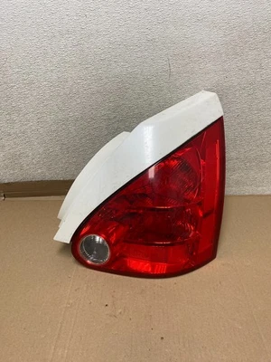 Luz trasera pasajero derecho Nissan Máxima 2004 2005 2006 2007 2008 OEM U0910 DW Foto 1 de 4