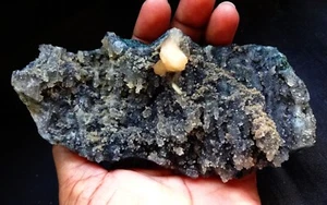 Stilbite bow on green coral chalcedony matrix minerals specimen - Picture 1 of 2