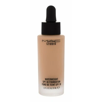 MAC Studio Waterweight Foundation SPF30 - Bild 1 von 2