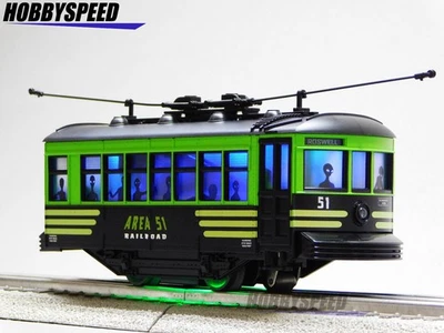 LIONEL AREA 51 TROLLEY O GAUGE bumper controlled alien street car 2535070 NEW - Image 1 of 4