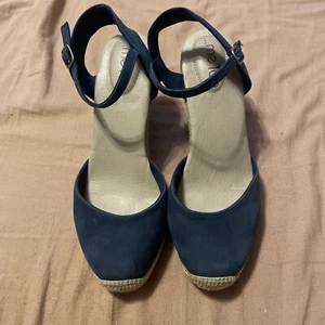 Me Too Bethany Espadrilles Size 8M Blue Suede Jute Wrapped Wedge Heel - Picture 1 of 5