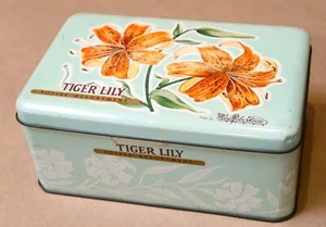 VINTAGE MACROBERTSON TIGER LILY TOFFEE TIN - Picture 1 of 7
