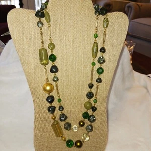 Express Necklace Green Gold Beaded Vintage Signed Hand Made in Italy - Used - Picture 1 of 9