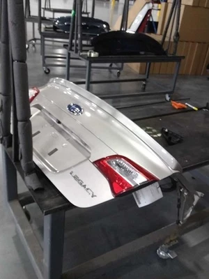 Maletero/portón trasero sin cámara trasera compatible con BMW 320i 408812 12-17 Foto 1 de 4