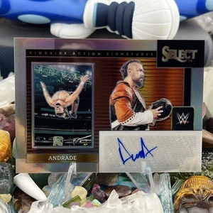 2024 Panini Select WWE - Andrade, Ringside Action Signatures Prizm #RA-ADR - Imagen 1 de 2