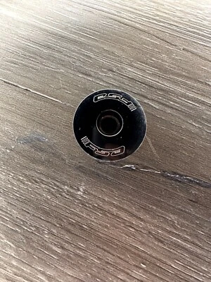 FSA Bikes Brand 1 1/8 Bicycle Headset Stem Top Cap Black No Bolt - Image 1 of 2