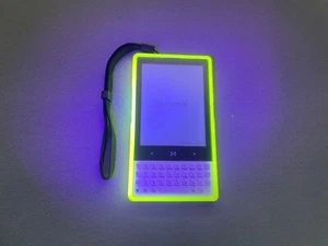 Minimal Phone Case - Glow Yellow/Black (3D Printed) - Zdjęcie 1 z 10