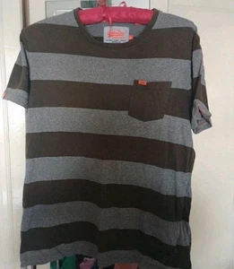 Men's Superdry T Shirt Size XL In Good Condition - Picture 1 of 3