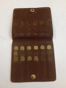 Estuche Vintage Collar Stays Yea Cheng Metal Tono Latón - Imagen 1 de 4
