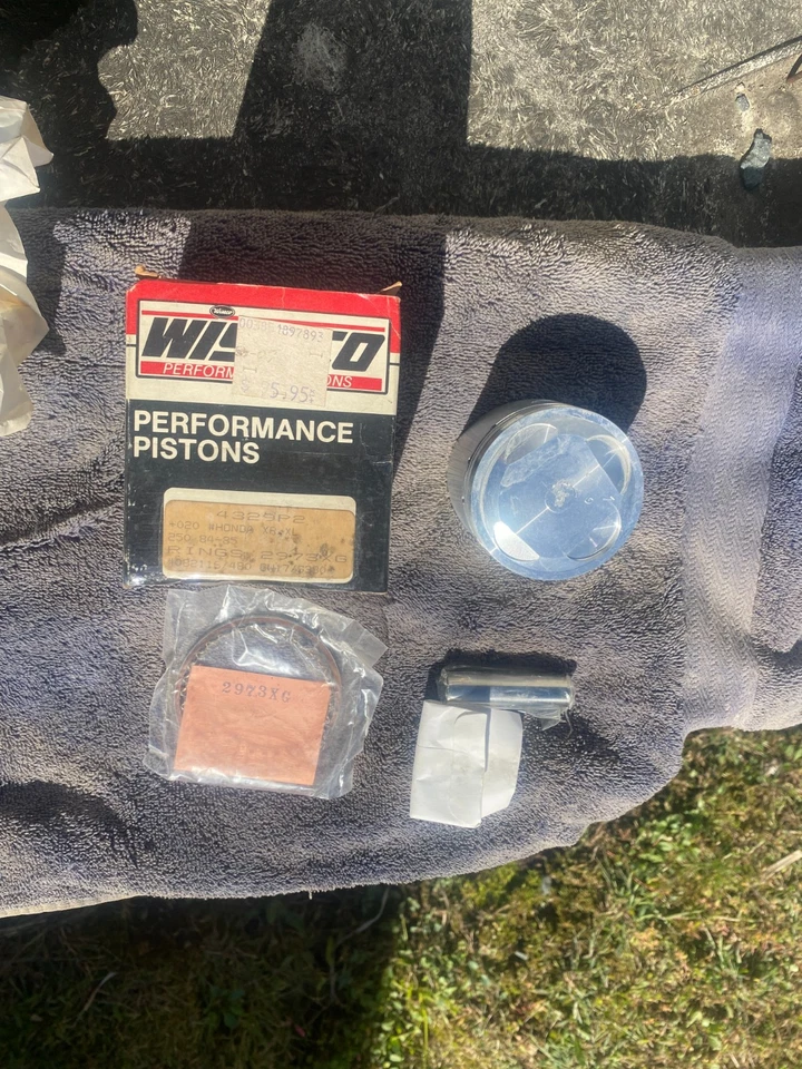 NUEVO KIT PISTÓN FORJADO WISECO 84-85 HONDA XR250R XL250R .5MM (.020") OVERSIZE Foto 1 de 2