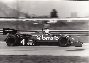 TYRRELL BENETTON 011 DANNY SULLIVAN 1983 BRAZILIAN ORIGINAL PERIOD PRESS PHOTO - Imagen 1 de 2