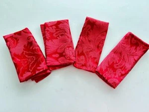 Lot 4 napkins 14 x 15 red damask subtle floral pattern - Picture 1 of 4