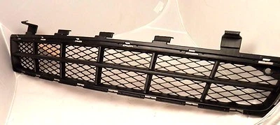 Genuine OEM Grille Lower Center 2010-13 Buick LaCrosse 10 Allure 3.6L 20978940 Foto 1 de 2