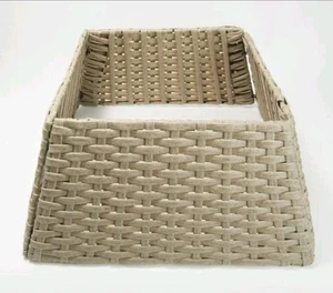 Wicker Look Christmas Tree Skirt, Surround  20in X 20in X 10in - Picture 1 of 3