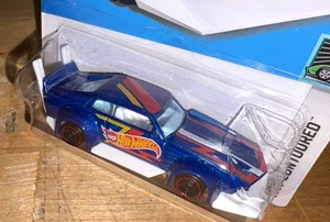 HOT WHEELS Blue and White 2021 Mad Manga HW Contoured Series Blister Pack #4/5 - Picture 1 of 2