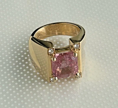 14K YELLOW GOLD PINK SPINEL AND DIAMOND RING - Image 1 of 4