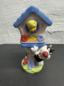 Sylvester and Tweety Looney Tunes Salt & Pepper Shakers Collectibles - Picture 1 of 13
