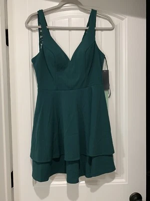 Женское охотничье зеленое платье City Triangles размер 7 Fit & Flare с короткими кружевными оборками - Изображение 1 из 4