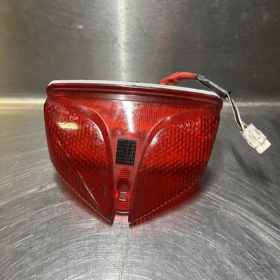 Luz de freno trasera trasera OEM #1856 para Suzuki GSXR 600 GSXR600 2008-2009 Foto 1 de 4