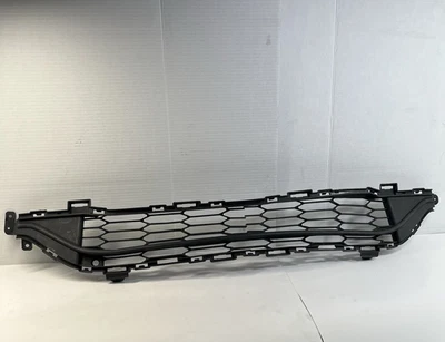 Parachoques delantero usado Chevrolet Cruze 2015 2016 parrilla inferior 42359042 OEM Foto 1 de 4