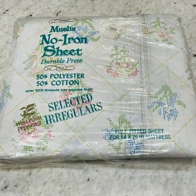 Vtg West Point Pepperell Full Fitted Sheet Floral cross stitch no Iron Muslin - Image 1 of 4
