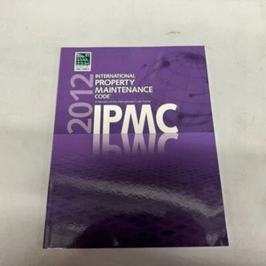 2012 International Property Maintenance Code Good condition FREE SHIPPING! - Imagen 1 de 3