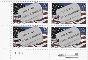 US POW & MIA etiqueta de perro nunca olvidada 32c bloque de 4 Scott #2966 - Imagen 1 de 1