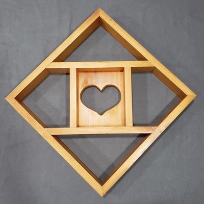 Estante de madera de colección colgado en la pared diamante corazón recorte primitivo rústico decoración de granja Foto 1 de 4