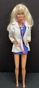 Barbie ~ DOCTOR - Hear Baby's Heartbeat - 1993 Has Pet Vet Coat - Picture 1 of 7