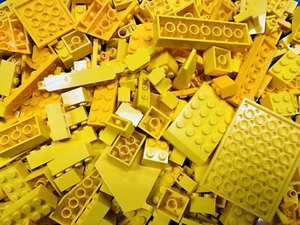 Lot Of 10 Oz Lego Random Yellow Parts Pieces Bricks - Picture 1 of 3