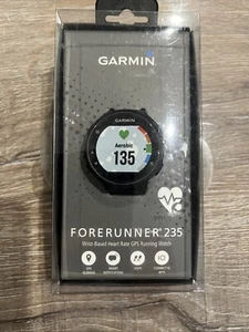 Montre GPS Connecté Garmin Forerunner 235 - Photo 1/20