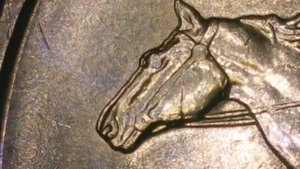 1999 delaware state quarter W DD. In horse and letters CAESAR and DELAWARE - Picture 1 of 6