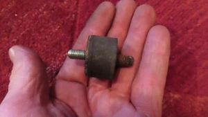 Lot 2 Genuine 1992-98 Volvo 960 S90 V90 Isolation Vibration Rubber Mount 6842130 - Picture 1 of 6
