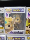 Funko POP! Saintseiya Kinghts of The Zodiac Aquarius Hyoga #1425 W/pop Protector