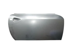 FABRICANTE DE EQUIPOS ORIGINALES Recubrimiento exterior puerta lateral para pasajeros - Fiat 124 Spider 1966-1978 Nuevo - Imagen 1 de 6