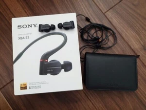 Sony XBA-Z5 Hi-Res Earphone Hybrid 3-Way Canal Type Detachable Cable Tracking - Picture 1 of 13