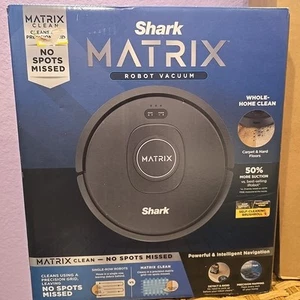 Robot aspirador Shark Matrix para alfombras y pisos duros con rodillo de cepillo autolimpiante - Imagen 1 de 10