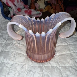 Fostoria Heirloom Opalescent pink Vase Double Handled Ribbed White Glass - Picture 1 of 4
