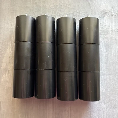 Juego de 4 patas de cama ajustables Sealy Ease Tempurpedic 9" negras Foto 1 de 2