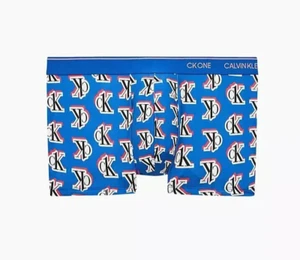 CALVIN KLEIN UOMO (vari) CK ONE BAULE BASSO NUOVO CON ETICHETTE NB2225-463 BOLLITORE BLU - Foto 1 di 3