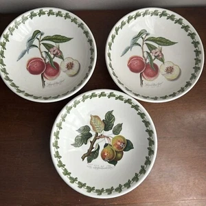 Portmeirion Pomona 3 Soup Bowl 8.5" Leaf Rimmed Georgel and Pear - Picture 1 of 5