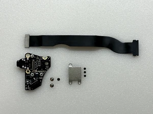 Headphone Jack Audio Board 820-01124-04 for MacBook Air A1932 2018 2019 - Black - Picture 1 of 3