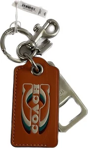 Nuevo con etiquetas abridor de botellas Coach CJ743 con sello ""Coach"" llavero llavero - Imagen 1 de 3