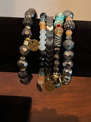 Juego de 5 pulseras Erimish gris carbón azul negro y naranja pila de cuentas Foto 1 de 4