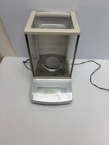Balance Ohaus Adventurer AR0640 - Imagen 1 de 5
