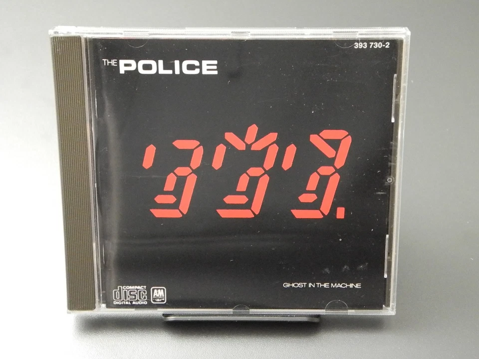 the police cd - ghost in tghe machine, every little thing she does - Bild 1 von 2