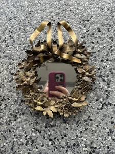 Vintage Petites Messing Blumen Kolibri Kranz Spiegel mit Schleife Dresden klein 7" - Bild 1 von 1