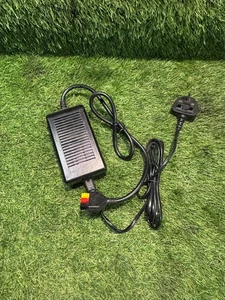 AH - Powakaddy Lithium / Lead Acid Battery Charger 12v/14.8v - Pre Owned - Picture 1 of 4